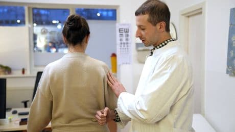 Santé : la coalition de Merz veut introduire le principe du médecin traitant en Allemagne