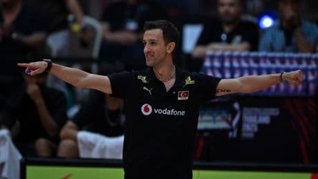 A Milli Kadın Voleybol Takımı Başantrenörü Daniele Santarelli: "Artık takım için bu yazın en önemli anının geldiğini biliyoruz"