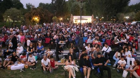 Odunpazarı'nda açık hava film gösterimler devam ediyor