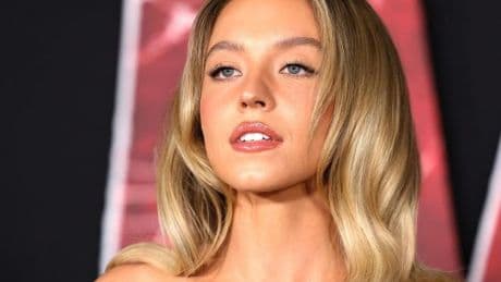 El bestial patrimonio de Sydney Sweeney: películas, series, jabones... y lencería con Jeff Bezos