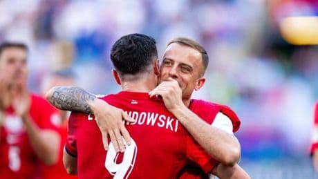 Lewandowski viaja a Polonia para despedirse de un gran amigo