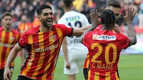 Kayserispor, sahasındaki yenilmezlik serisiyle lige tutundu