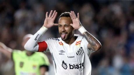 ¡Cambio de planes de Neymar!