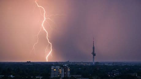 Wetter: Gewitter und Regen am Pfingstwochenende in Niedersachsen