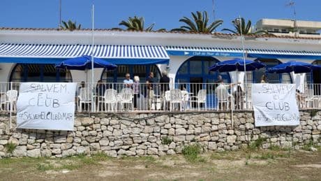 El Gobierno asegura que no demolerá el Club de Mar de Sitges “de forma inminente”