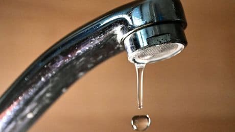 Aachen: Wasserrohrbruch nahe JVA – Versorgung wieder weitgehend hergestellt