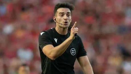 El árbitro del Nàstic - Málaga investigado por corrupción deportiva declara que sintió "miedo" durante el partido en Tarragona