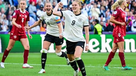Etwas überraschend! - DFB-Boss fordert Steigerung von unseren Frauen