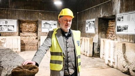 Lost Places: Wo in Berlin Kriegsruinen unter Rosen liegen
