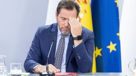 El PP pide la comparecencia urgente de Óscar Puente por el caos ferroviario