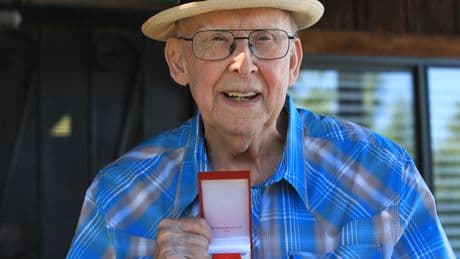 Jake Larson, D-Day Veteran and TikTok Star, Dies at 102