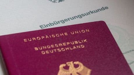 Deutschland: Zahl der Einbürgerungen steigt laut Statistischem Bundesamt auf Höchststand