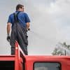 Brand bij autosloperij in Wernhout onder controle, veertig voertuigen vatten vlam