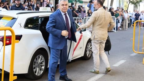 Dos familiares de Cerdán estuvieron a sueldo de Servinabar, la empresa beneficiaria de supuestos amaños
