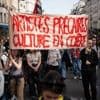 Un rassemblement festif s’est tenu à Paris contre les coupes budgétaires dans la culture