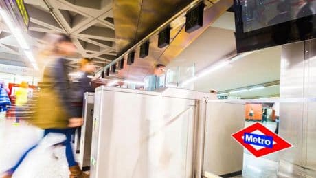 El cierre de 15 estaciones en la línea 6 provoca el caos para muchos viajeros en Madrid