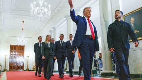 Guerra Ucraina, Stati Uniti e Ue studiano i piani per difendere Kiev. Mosca: no a truppe nato