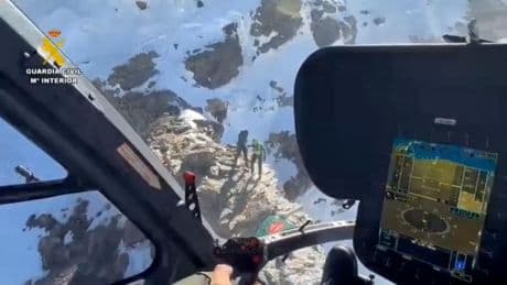 Rescatados tres alpinistas tras sufrir un accidente en el Goterón (Granada)