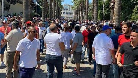 İzmir'de grev 7. günde: İşçiler Kültürpark'ta toplandı