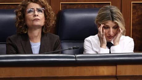 Un Gobierno paralizado que pierde más apoyos
