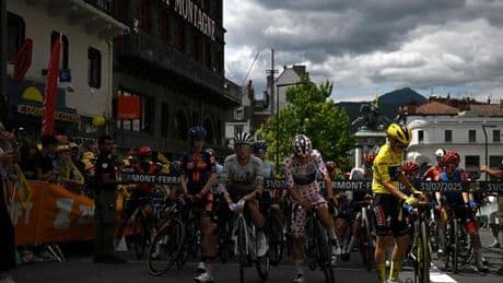 EN DIRECT | Tour de France femmes : suivez la 6ᵉ étape, entre Clermont-Ferrand et Ambert