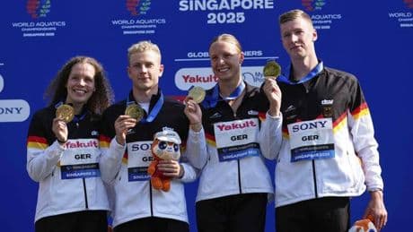 Schwimm-WM: Florian Wellbrock gewinnt in der Staffel vierte Goldmedaille