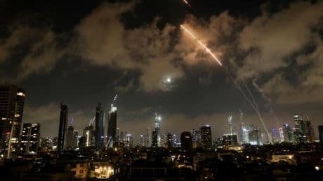 „Stell dir vor, sie hätten nur eine einzige Atombombe!“ – Leben in der Angst vor der Vernichtung