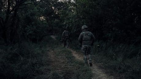 En direct, guerre en Ukraine : Kiev annonce avoir récupéré 1 200 corps de la part de la Russie