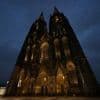 Präzedenzfall in Köln: Muss die Kirche für Missbrauch durch Messdiener-Leiter haften?