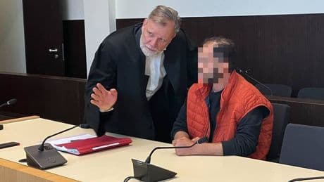 Versuchter Femizid in Düsseldorf: „Dann sagte er ,Stirb!‘ und versuchte, meinen Hals zu verdrehen“
