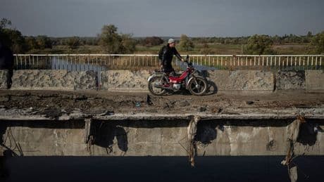 Russische Truppen schleichen durch Tunnel nach Kupjansk