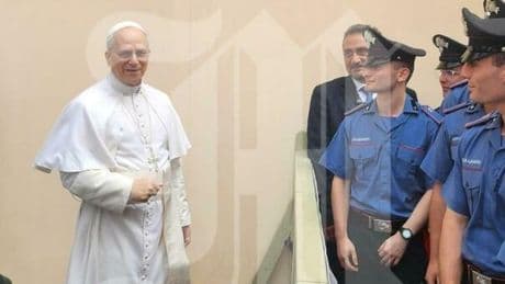 Papa Leone XIV celebra la messa per i Carabinieri a Castel Gandolfo