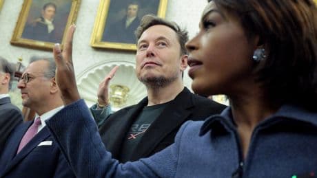 Dinero, dinero y más dinero (y, tal vez, raza): por qué Elon Musk critica al Gobierno de Sudáfrica