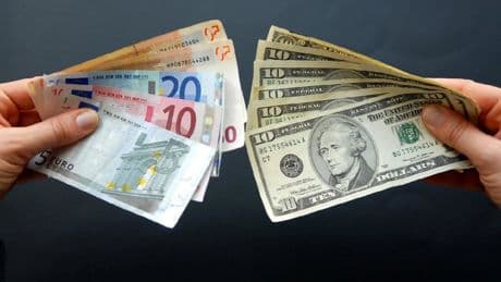 Dolar 38,5 TL, Euro 43,7 TL seviyesinde sabit: Piyasalar nefesini tuttu, gözler kritik enflasyon verisinde!