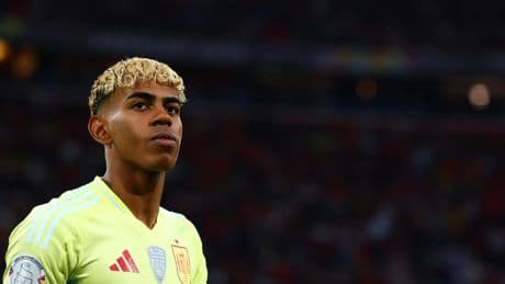 Prohibido el acceso a partidos y tareas sociales para el menor que insultó a Lamine Yamal en el Bernabéu