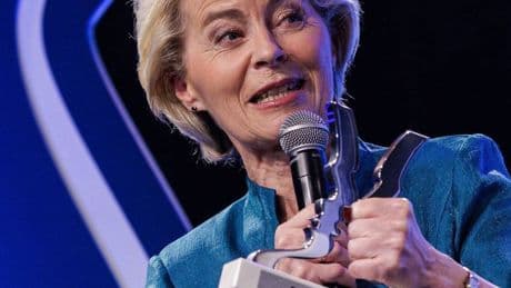 Politikerin des Jahres: „Außergewöhnliche Führungspersönlichkeit“ – von der Leyen mit „Politikaward“ geehrt