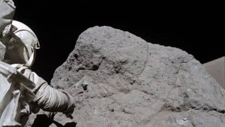 Estudian el interior de la Luna y descubren que la NASA va a tener serios problemas para establecer sus bases