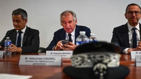 Affaire de Bétharram : « Ça me poignarde le cœur », réagit François Bayrou aux révélations des violences subies par sa fille