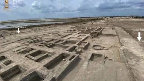 Descubren una pasarela que conducía a una antigua fortaleza egipcia en Sinaí