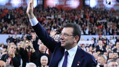 İmamoğlu, 200'den fazla kurum ve kişi hakkında suç duyurusunda bulundu