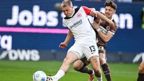 Fußball-Bundesliga: Partycrasher für Frankfurt: St. Pauli so gut wie gerettet
