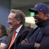 Barry Bonds will be getting a statue outside the Giants' ballpark, team CEO says