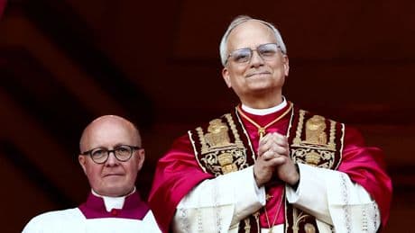 Römische Zahlen im Vatikan - XIV? So liest man die Papst-Zahlen richtig