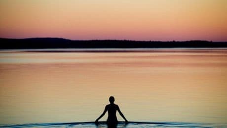 Mehr Ruhe, weniger Stress: Warum wir uns am Wasser so wohlfühlen