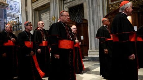 Vatican : deux cardinaux absents du conclave pour raisons de santé