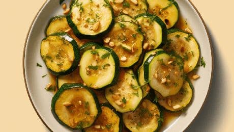 Zucchini braten: So gelingt das Gericht in wenigen Minuten