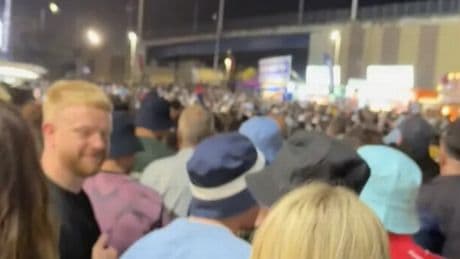 Oasis fans stuck in nightmare crowds as they try to leave Murrayfield