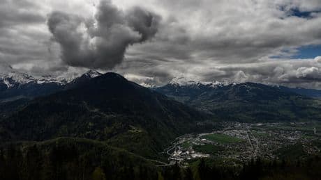 «Dès qu’il fait beau, il y a le brouillard» : la «peuf», cette brume épaisse qui est en train de submerger le mont Blanc