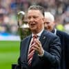 Louis van Gaal openhartig over nare periode: ‘Ik droeg donkere broeken om het niet te laten zien’