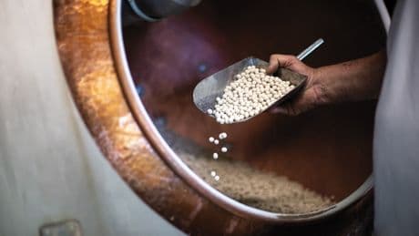 Les anis de Flavigny, trésors sucrés d’un village médiéval